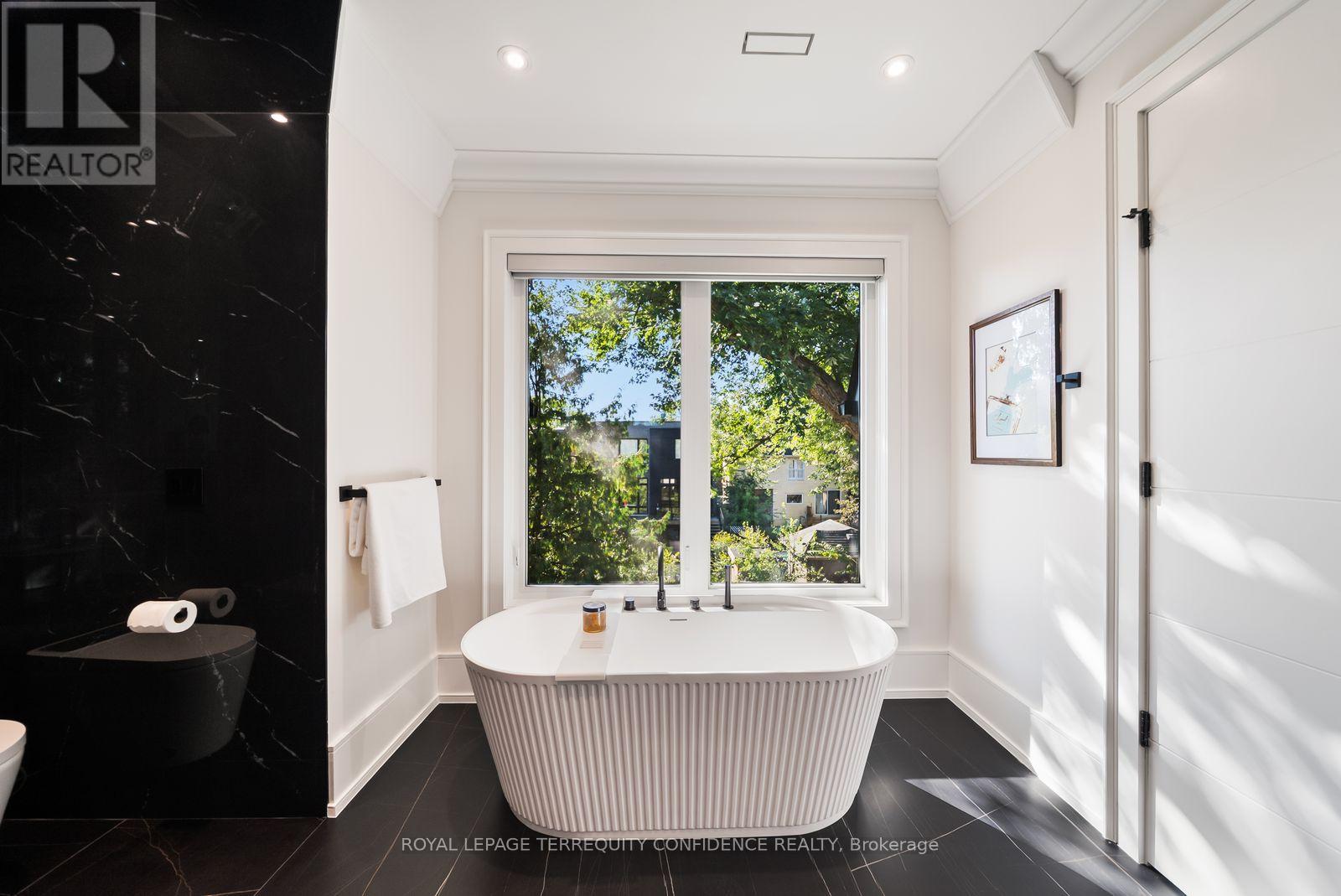 229 Florence Avenue, Toronto, Ontario  M2N 1G7 - Photo 24 - C13836466