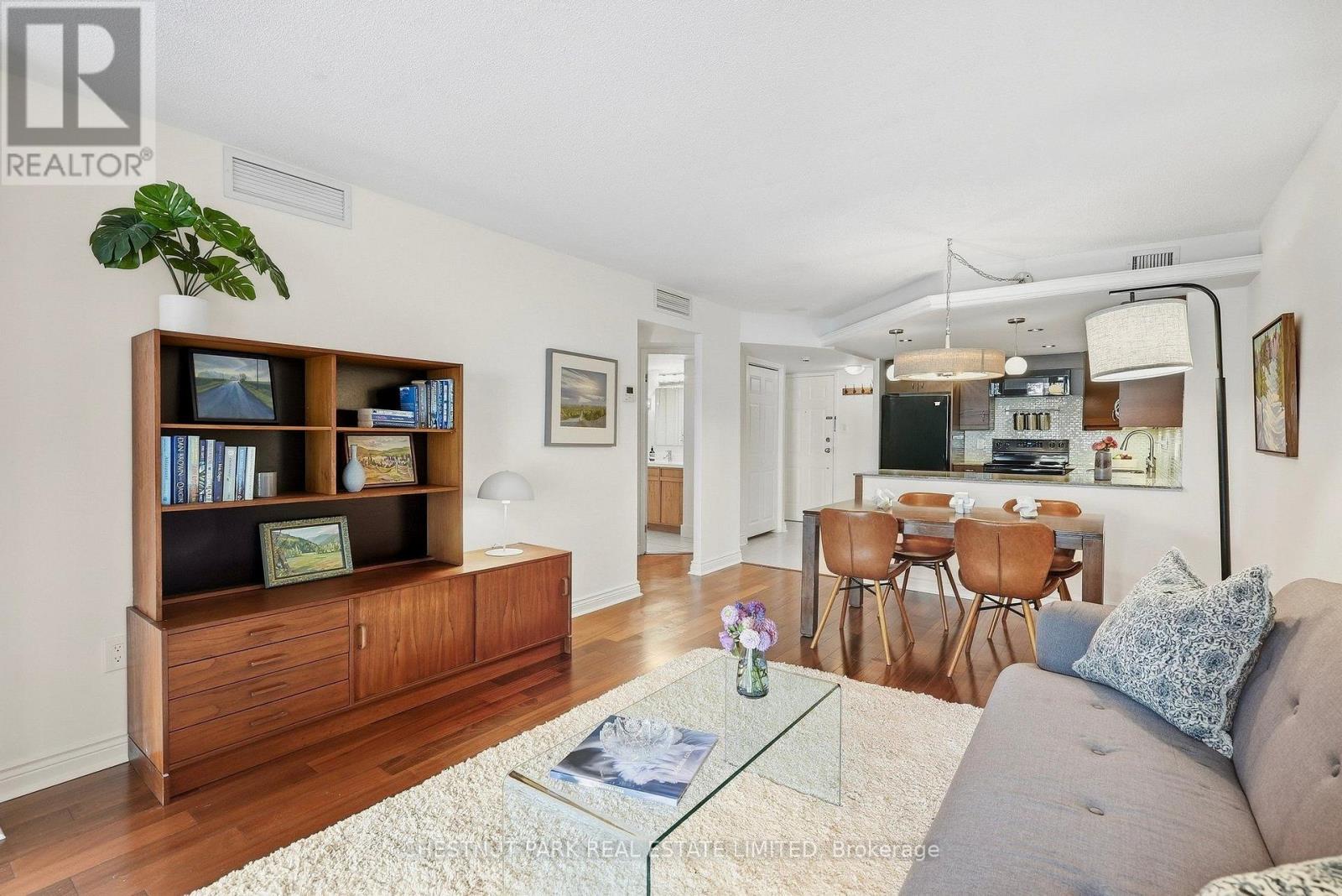 211 - 65 Scadding Avenue, Toronto, Ontario  M5A 4L1 - Photo 11 - C13836486
