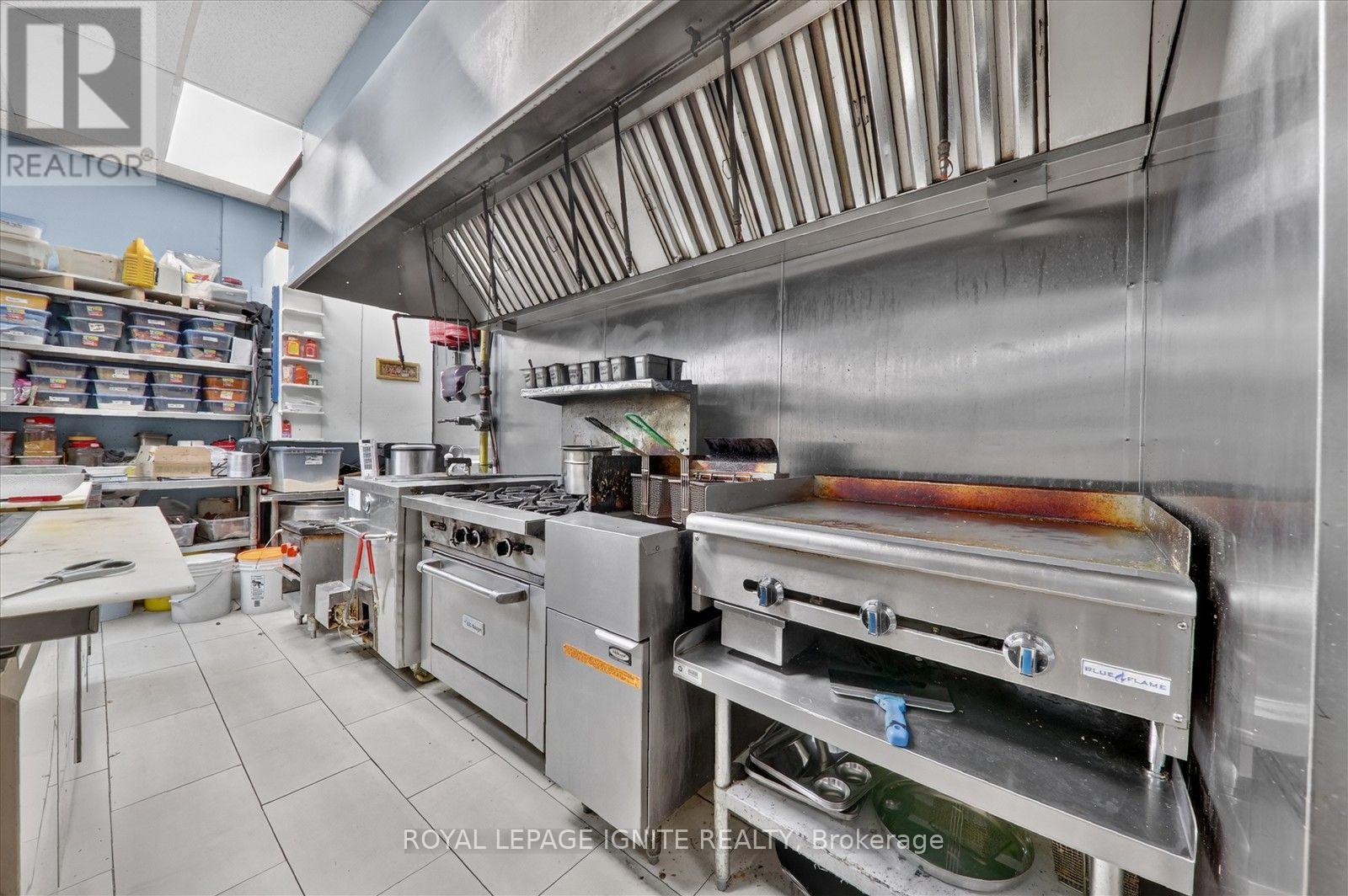 5 - 1050 Simcoe Street N, Oshawa, Ontario  L1G 4W5 - Photo 21 - E13836414