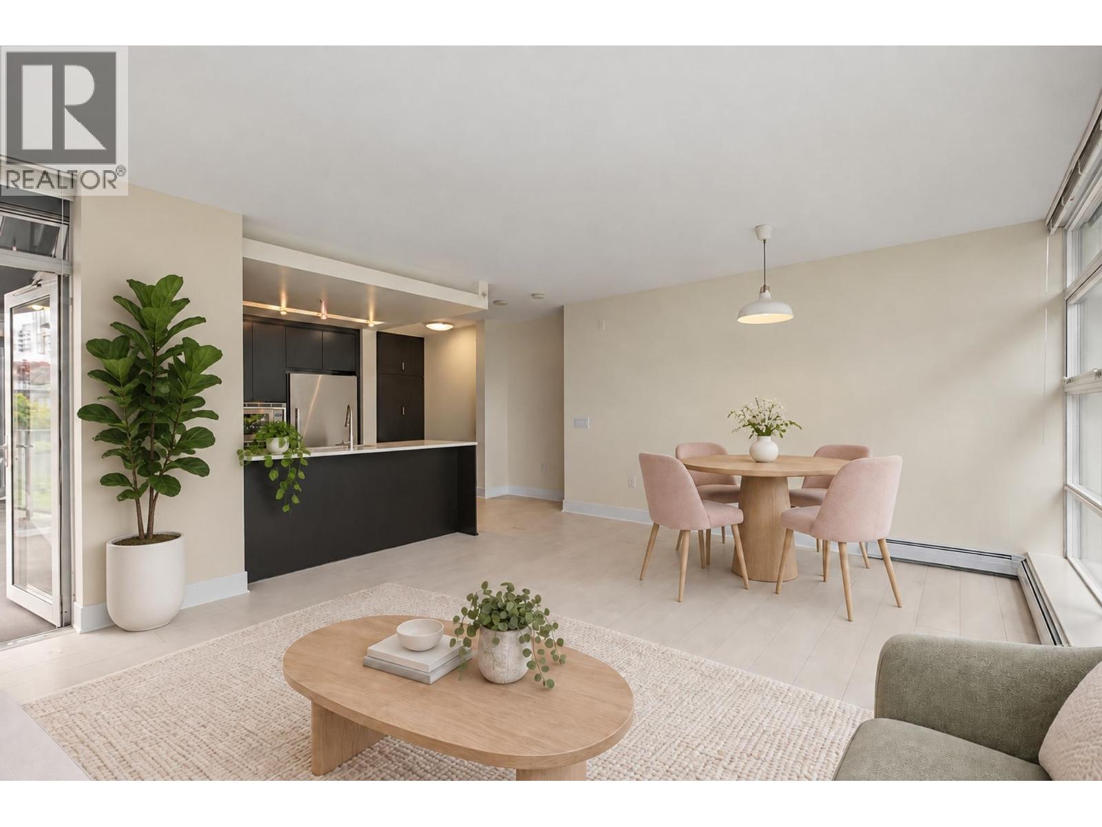408 158 W 13th Street, North Vancouver, British Columbia  V7M 0A7 - Photo 3 - R3170143