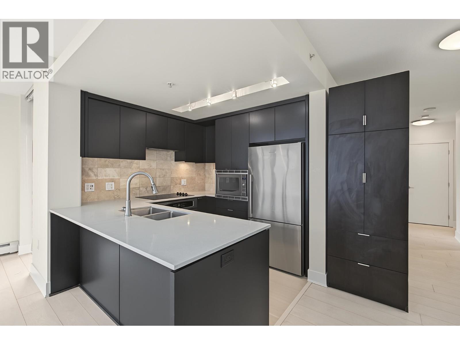 408 158 W 13th Street, North Vancouver, British Columbia  V7M 0A7 - Photo 6 - R3170143