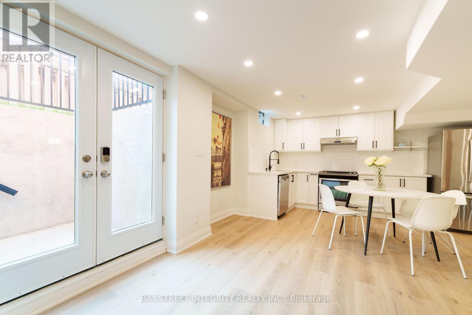 2247 Rodick Road, Markham, Ontario  L6C 1R1 - Photo 45 - N13836484