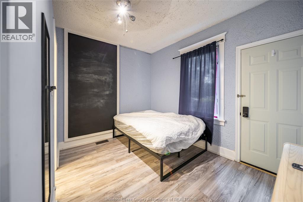475 Mckay Avenue, Windsor, Ontario  N9B 1Z7 - Photo 4 - 26023684