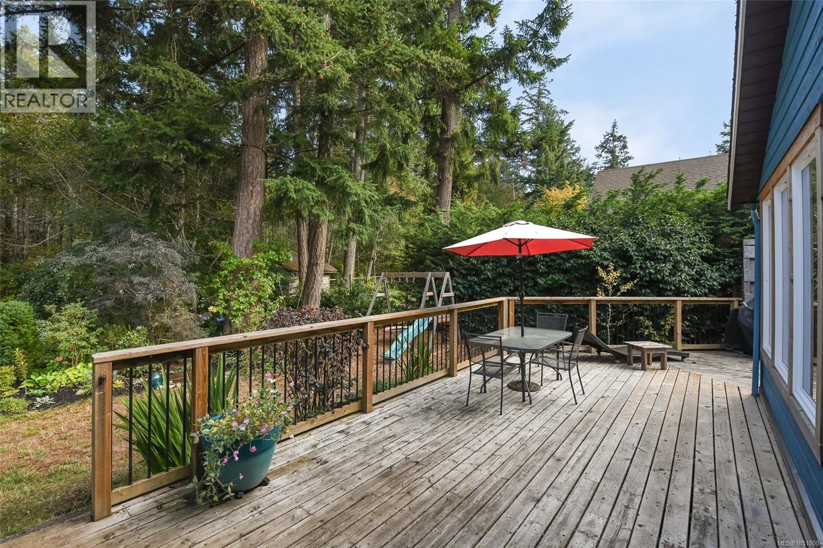606 Colby Rd, Comox, British Columbia  V9M 4H8 - Photo 12 - 1051000
