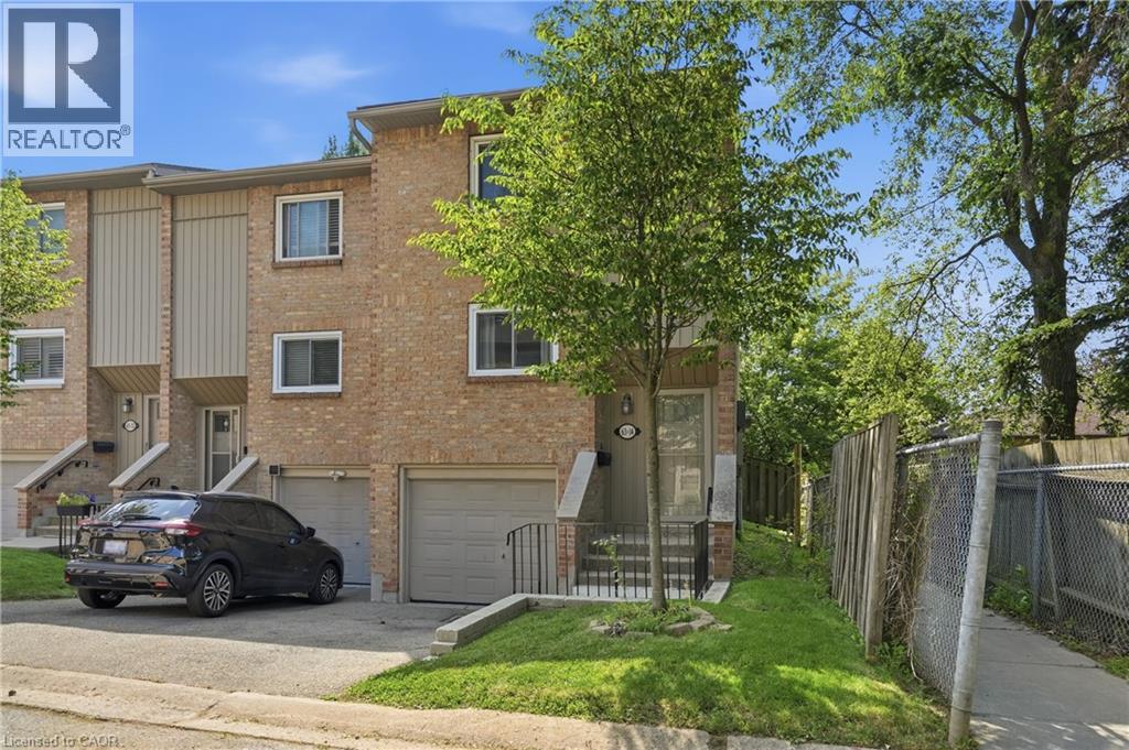 63 Fonthill Road Unit# 14, Hamilton, Ontario  L9C 6T1 - Photo 2 - 40845002