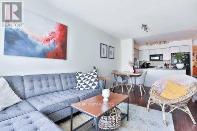 802 - 18 Stafford Street, Toronto, Ontario  M5V 3W4 - Photo 11 - C13835394