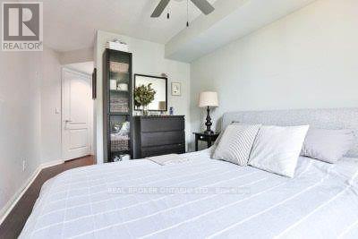 802 - 18 Stafford Street, Toronto, Ontario  M5V 3W4 - Photo 21 - C13835394