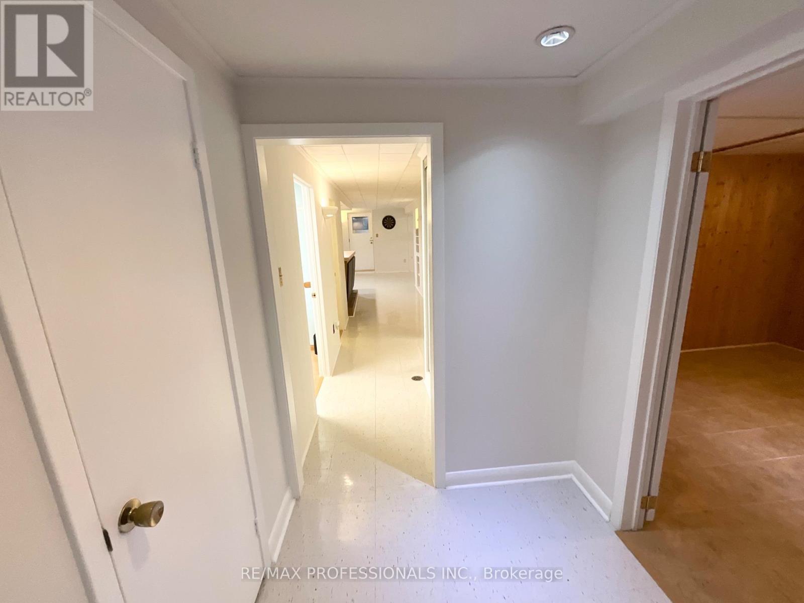 130 Yorkview Drive, Toronto, Ontario  M8Z 2G4 - Photo 23 - W13835482