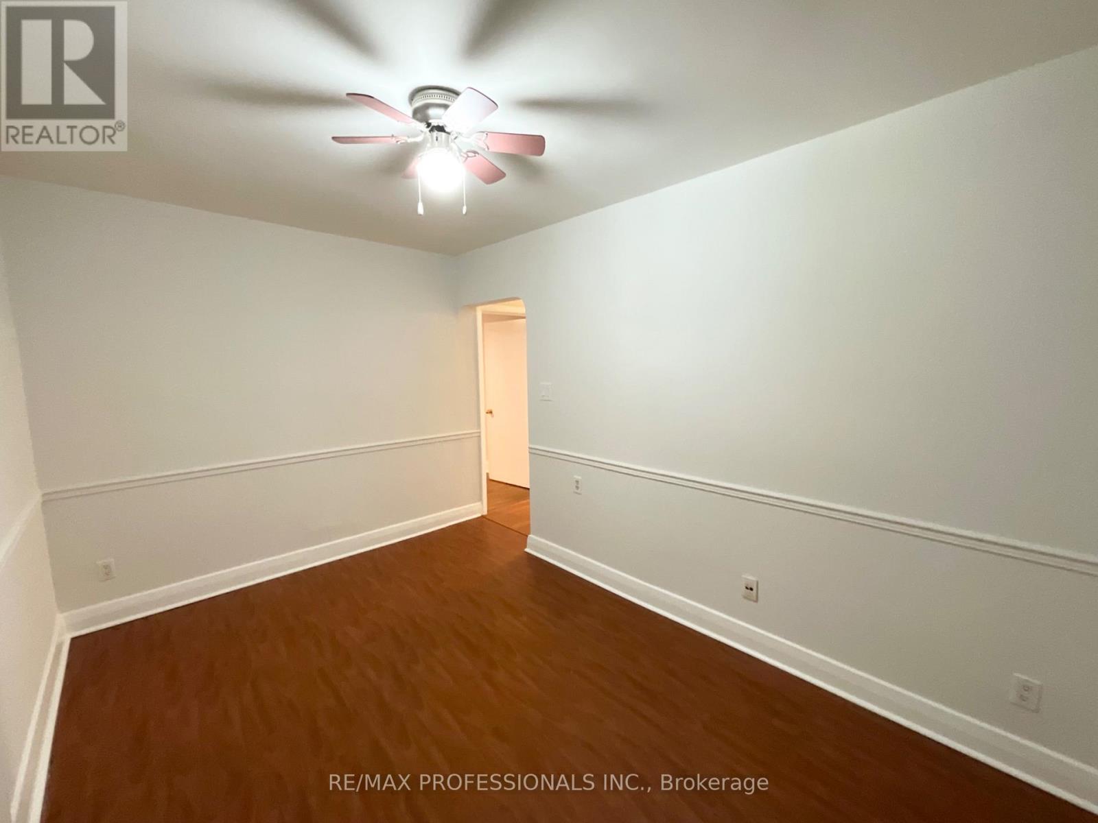 130 Yorkview Drive, Toronto, Ontario  M8Z 2G4 - Photo 18 - W13835482