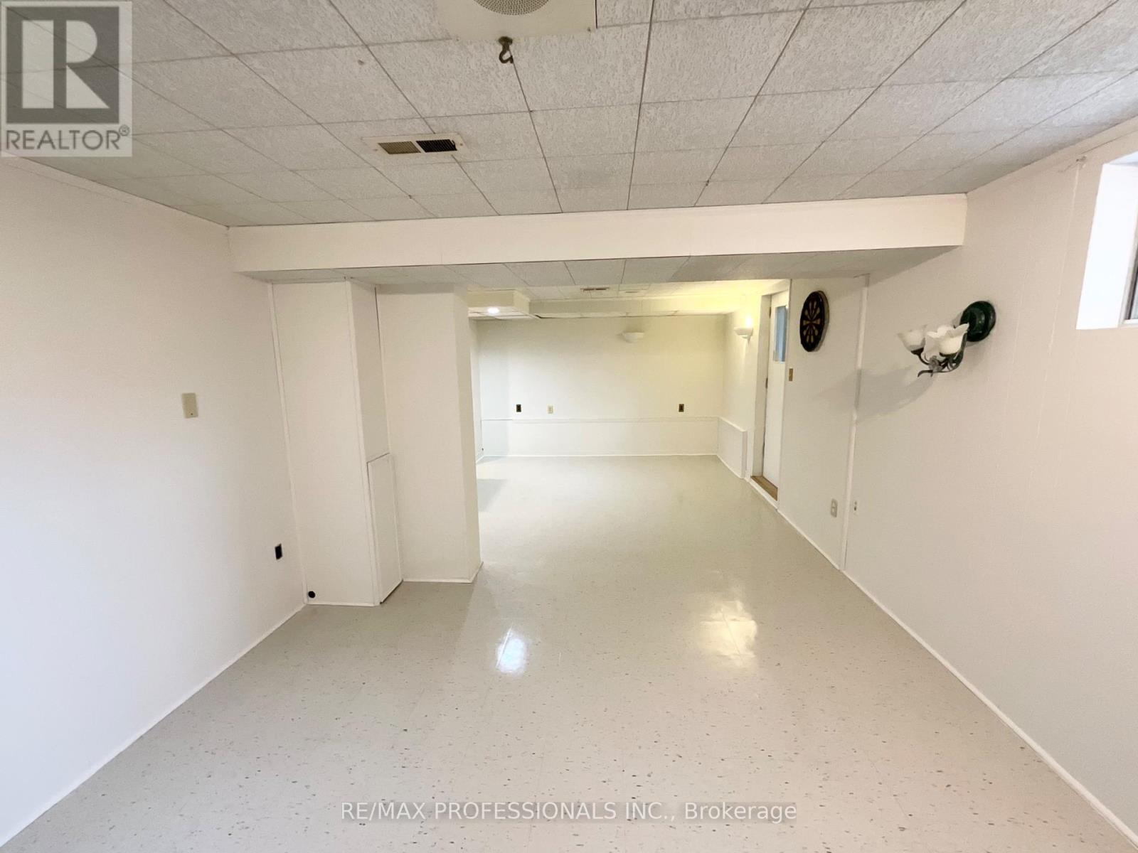 130 Yorkview Drive, Toronto, Ontario  M8Z 2G4 - Photo 30 - W13835482