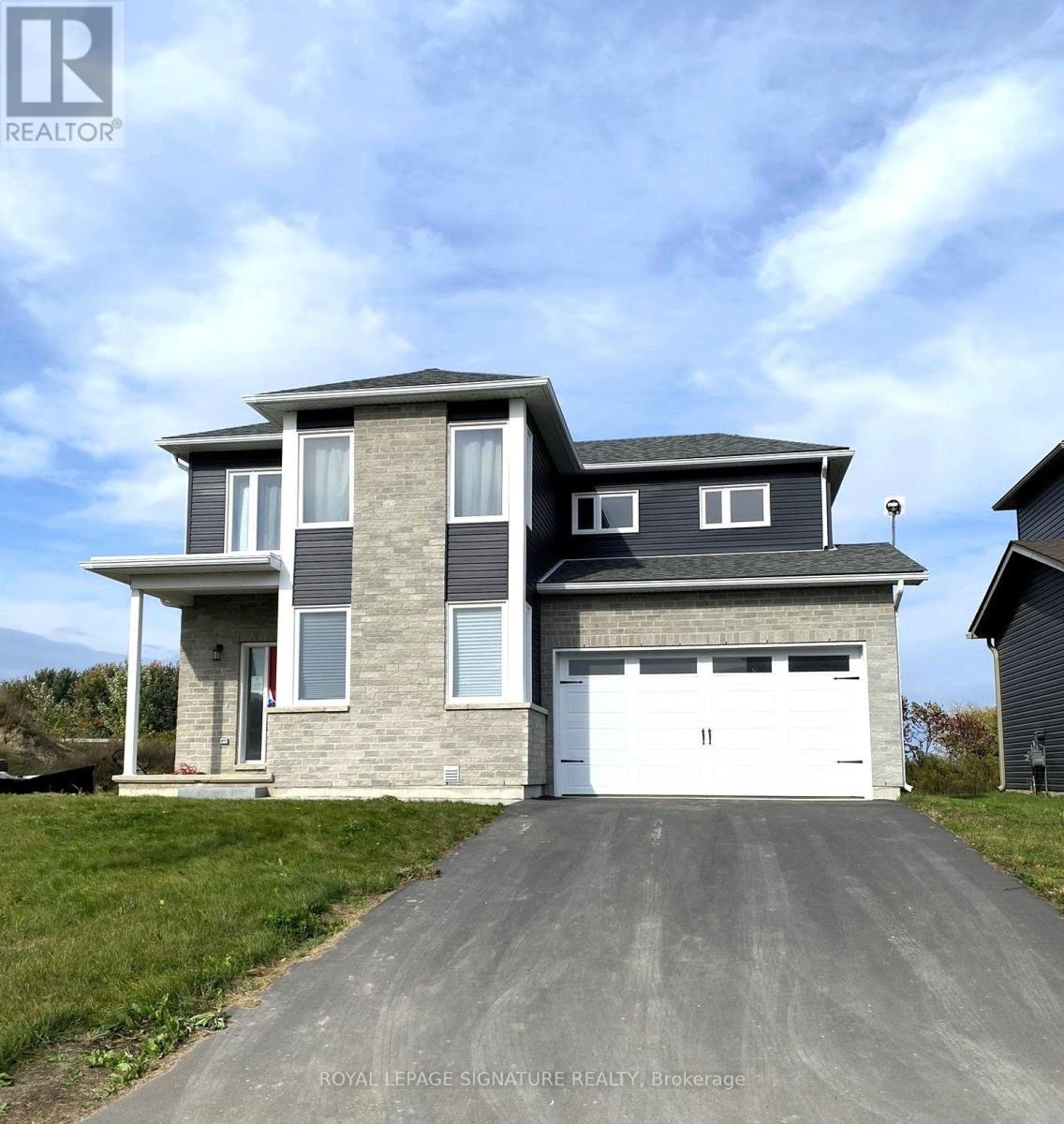 14 GRIFFIN STREET, Prince Edward County, Ontario