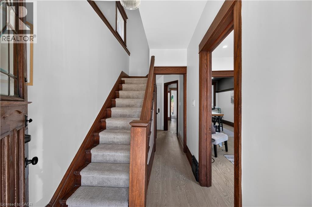 145 Edgemont Street, Hamilton, Ontario  L8H 4E2 - Photo 13 - 40867175