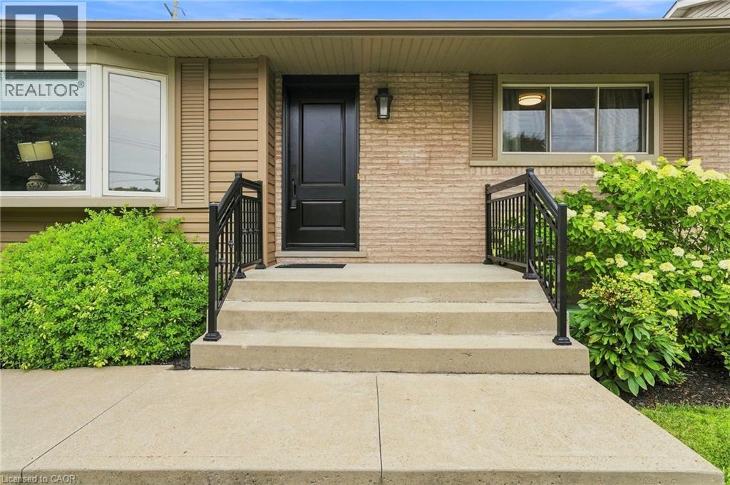 1008 Garth Street, Hamilton, Ontario  L9C 4L6 - Photo 3 - 40851803