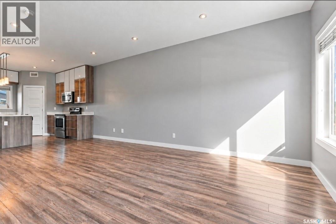 1018 Evergreen Boulevard, Saskatoon, Saskatchewan  S7S 1N1 - Photo 4 - SK049552