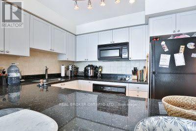 802 - 18 Stafford Street, Toronto, Ontario  M5V 3W4 - Photo 8 - C13835394