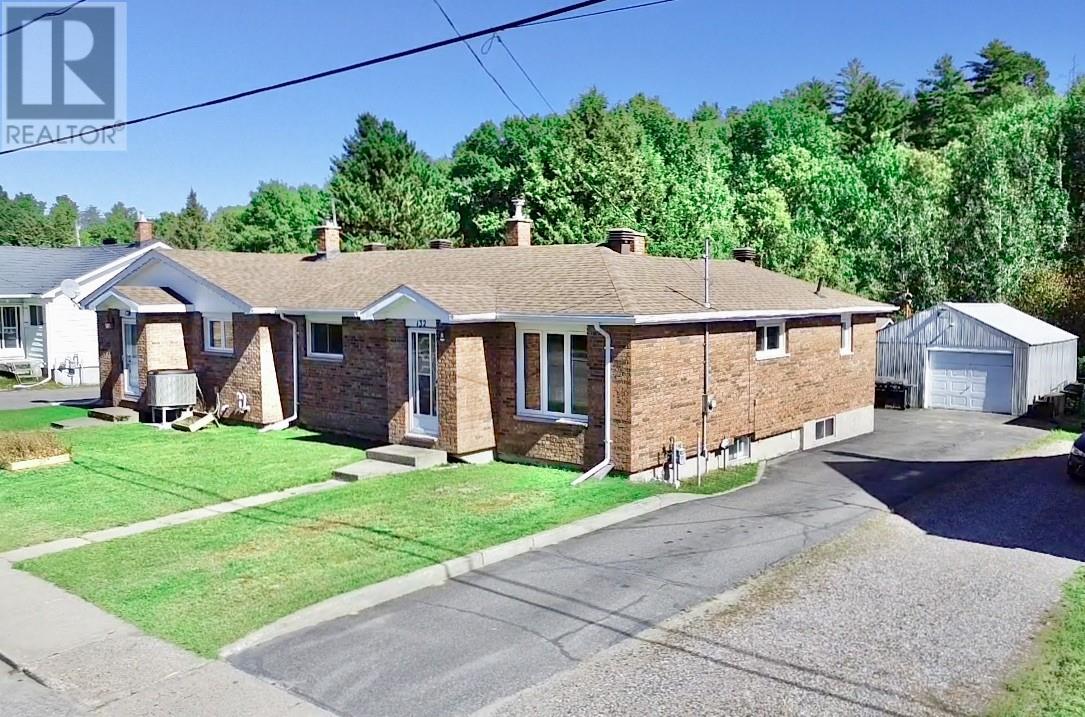 132 First Ave N, Levack, Ontario  P0M 2C0 - Photo 1 - 2130638
