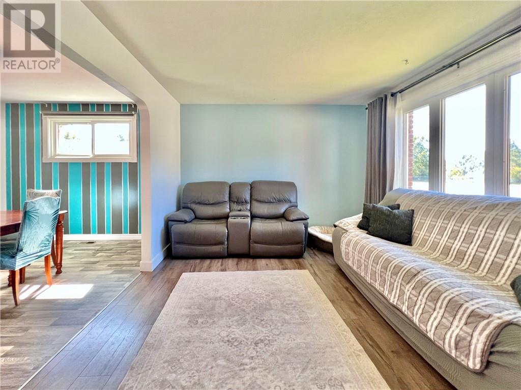 132 First Ave N, Levack, Ontario  P0M 2C0 - Photo 18 - 2130638