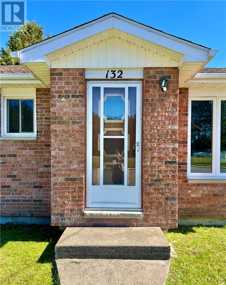 132 First Ave N, Levack, Ontario  P0M 2C0 - Photo 4 - 2130638