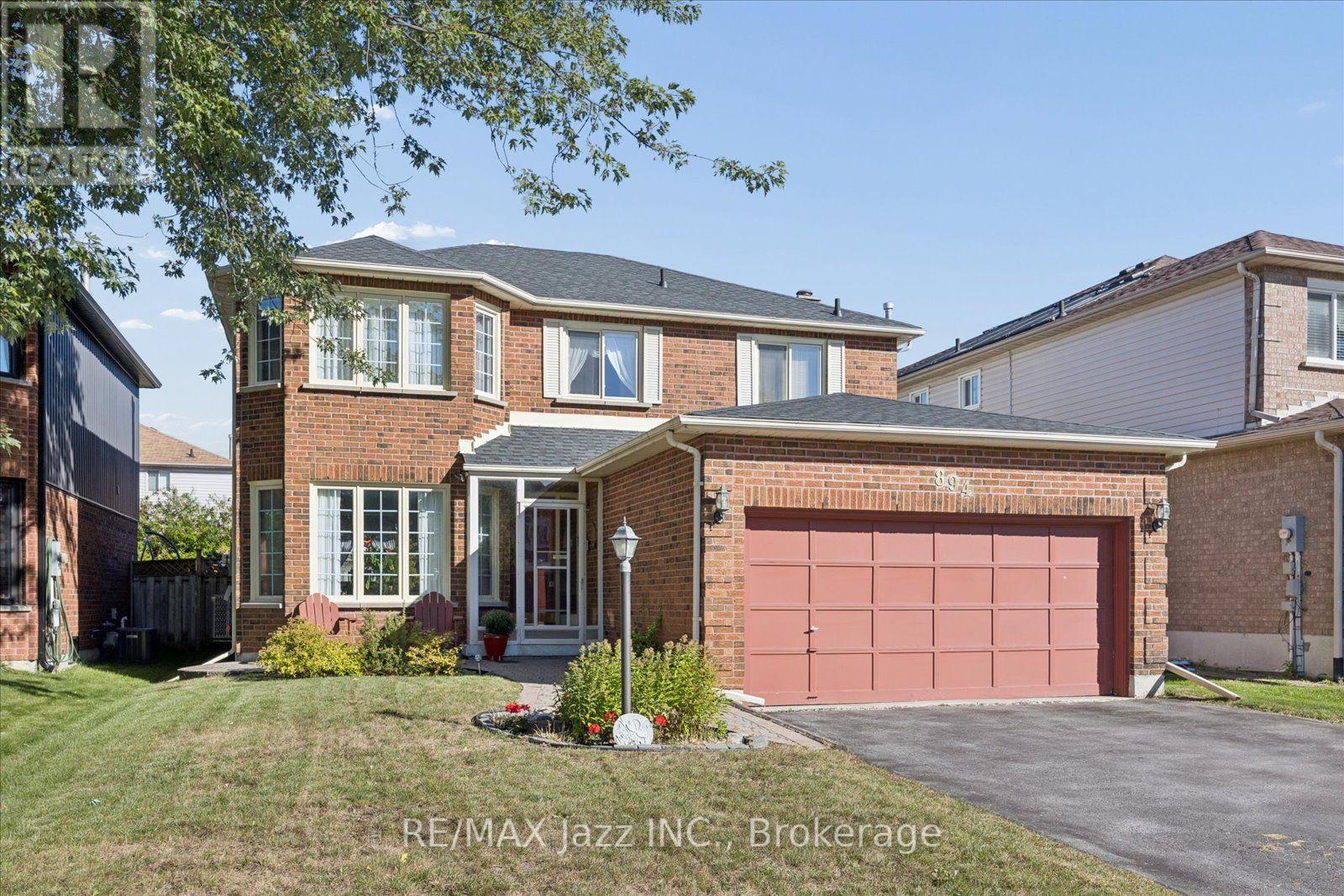 894 Grandview Street N, Oshawa, Ontario  L1K 2E3 - Photo 1 - E13836528