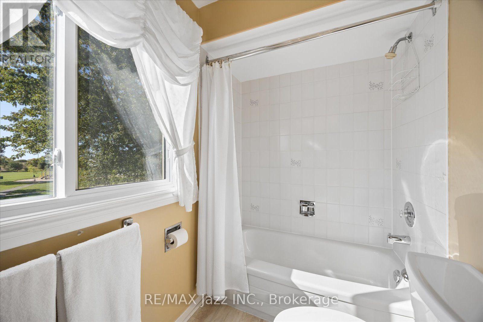 894 Grandview Street N, Oshawa, Ontario  L1K 2E3 - Photo 23 - E13836528