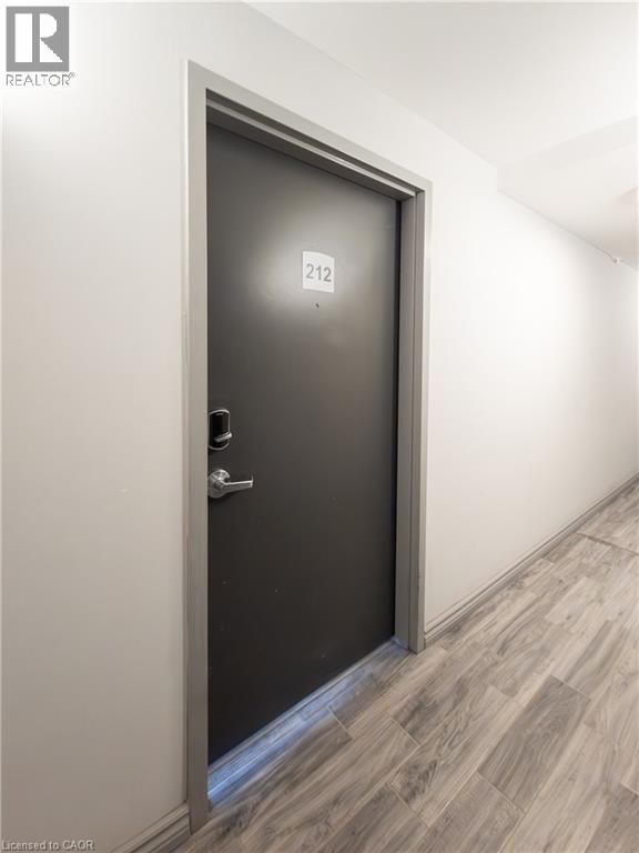 275 Larch Street Unit# F212, Waterloo, Ontario  N2L 3R2 - Photo 16 - 40857360