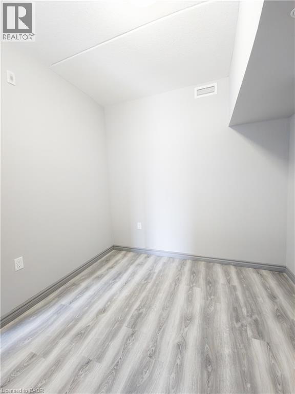 275 Larch Street Unit# F212, Waterloo, Ontario  N2L 3R2 - Photo 6 - 40857360