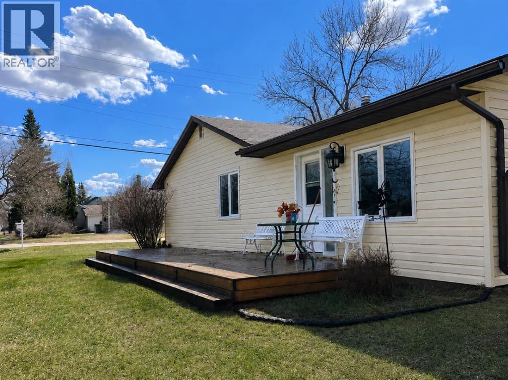 202, 1st Street West, Lashburn, Saskatchewan  S0M 1H0 - Photo 3 - A2297576