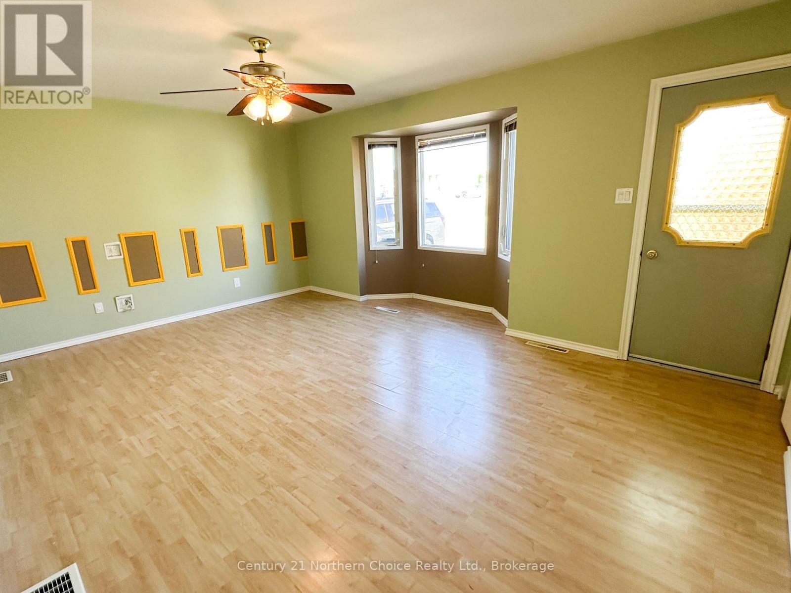 46 Dickenson Road, Red Lake, Ontario  P0V 1C0 - Photo 6 - X13816474
