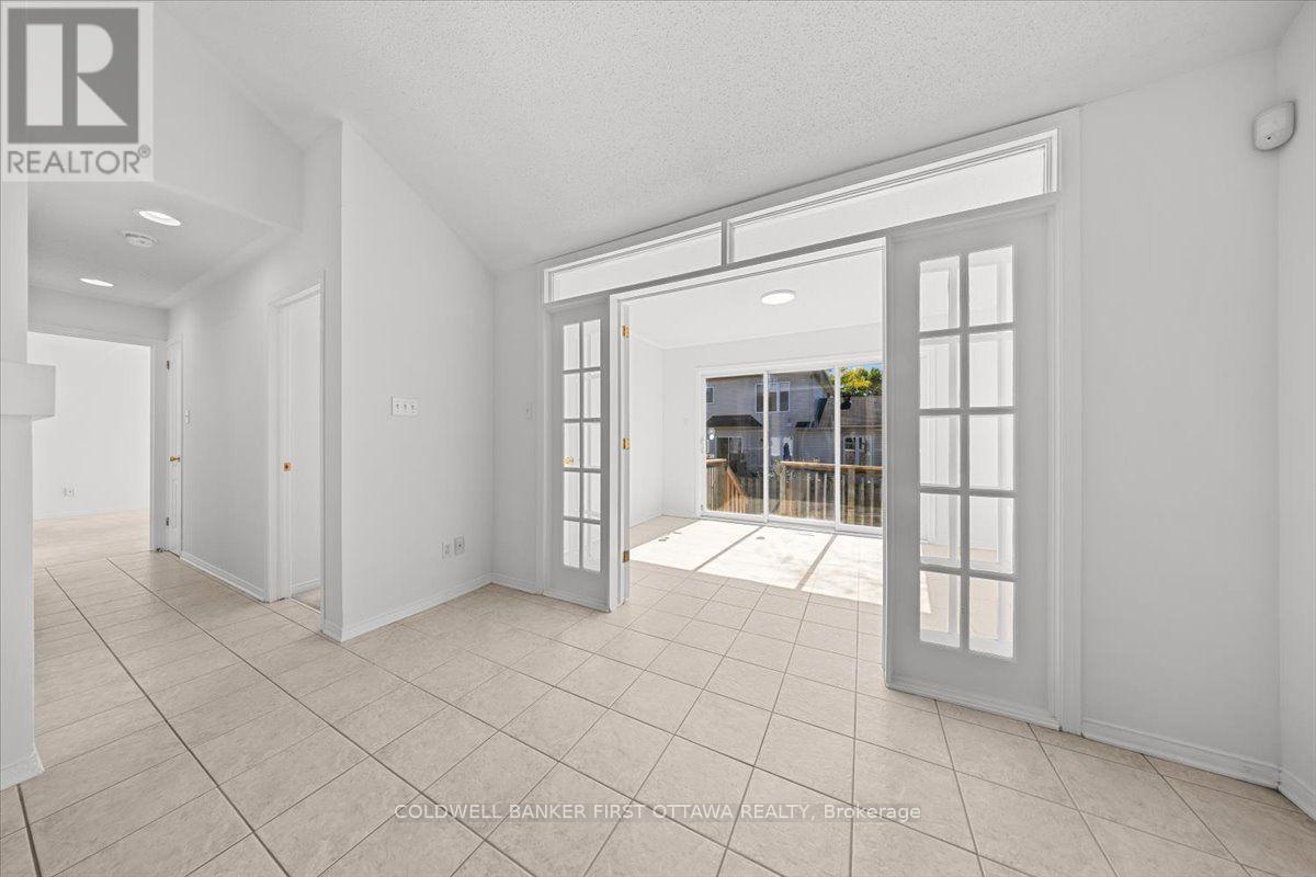 81 Baypointe Crescent, Ottawa, Ontario K2G 6R1 - Photo 10 - X13836612