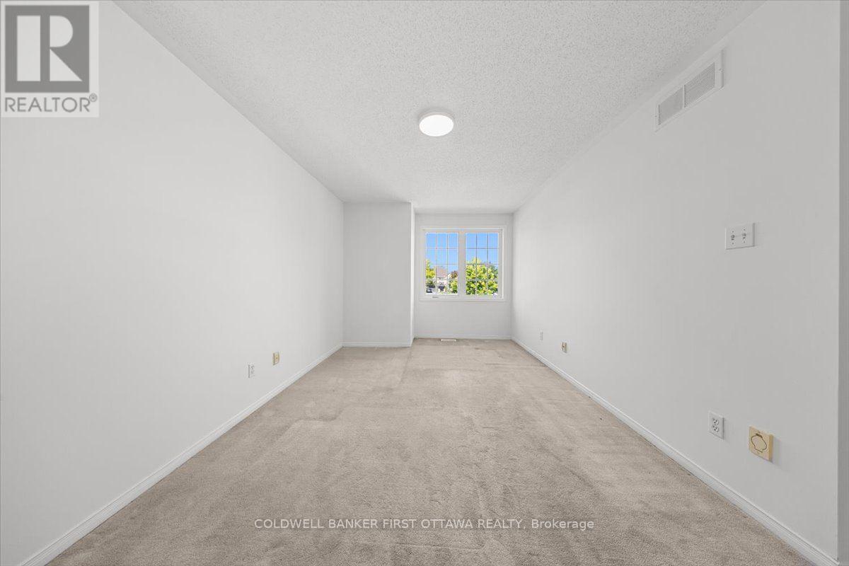 81 Baypointe Crescent, Ottawa, Ontario K2G 6R1 - Photo 32 - X13836612