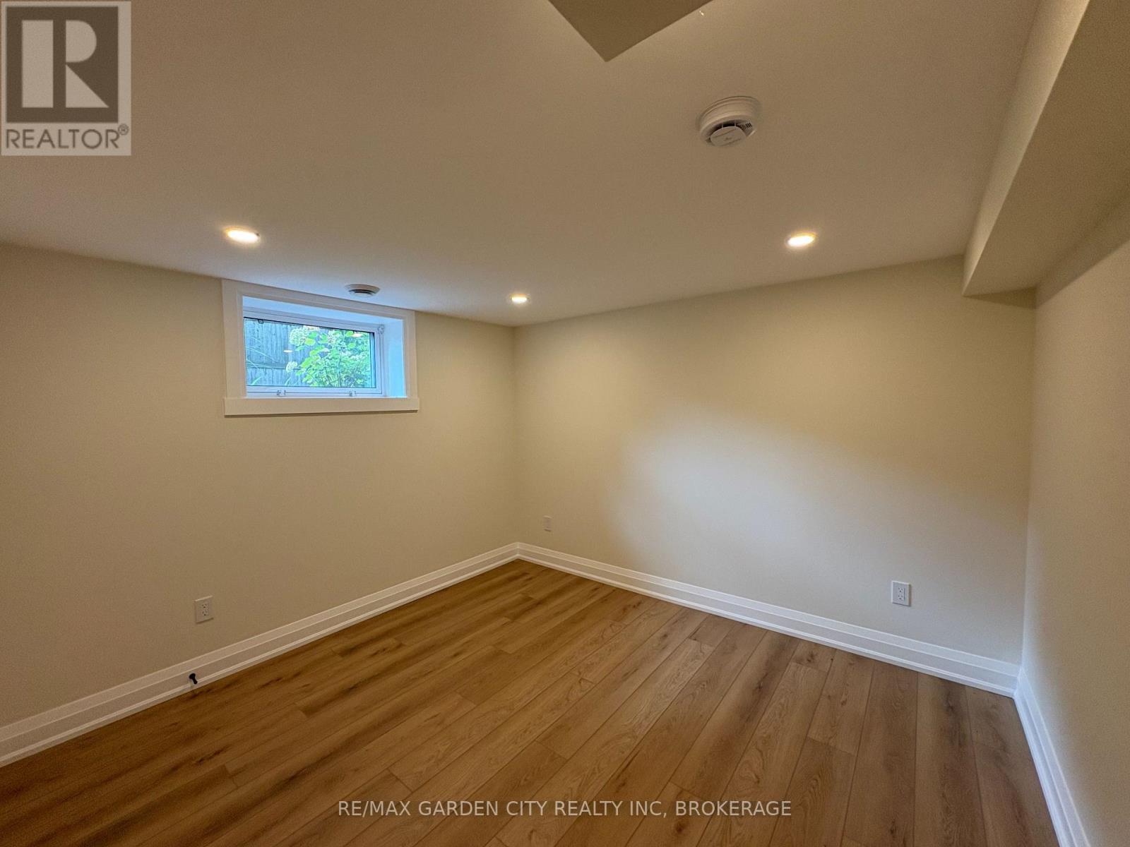 1 - 1105 HAIST STREET