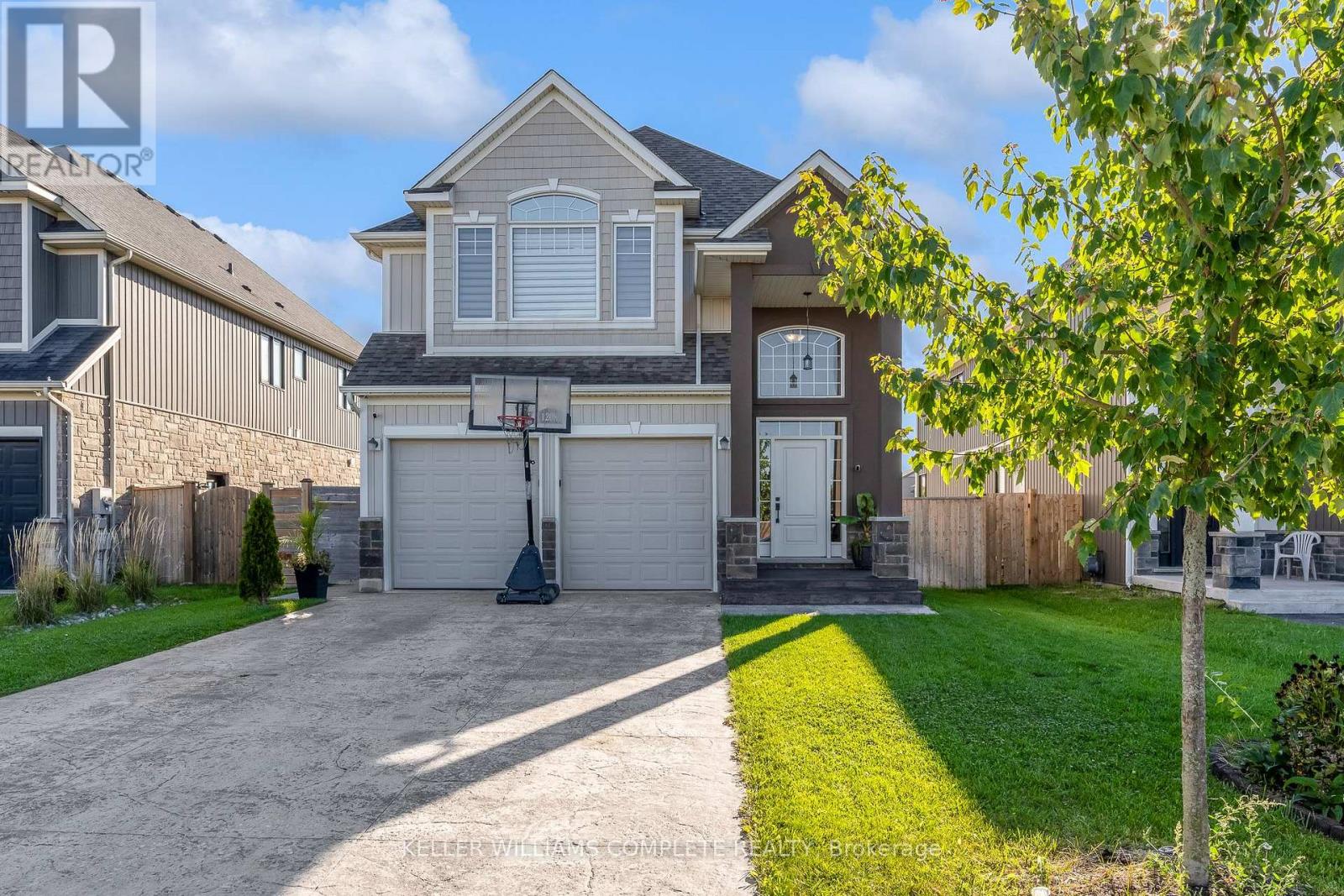 1208 Hansler Road, Thorold, Ontario  L2V 0G2 - Photo 2 - X13836718