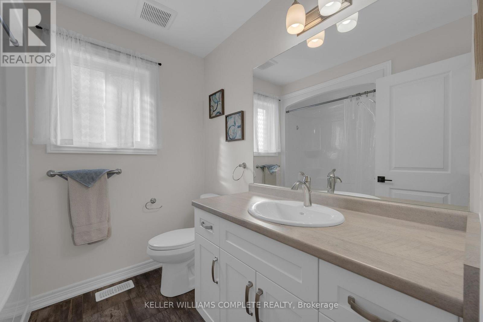 1208 Hansler Road, Thorold, Ontario  L2V 0G2 - Photo 33 - X13836718