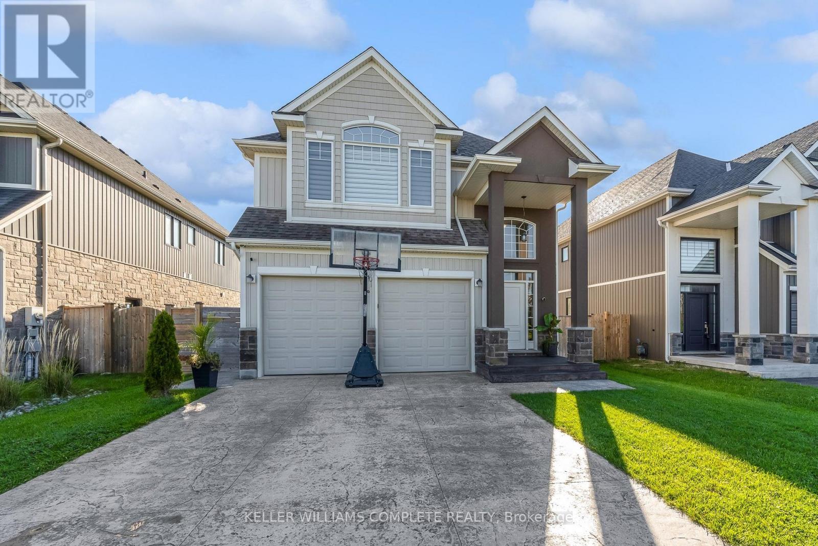 1208 Hansler Road, Thorold, Ontario  L2V 0G2 - Photo 4 - X13836718