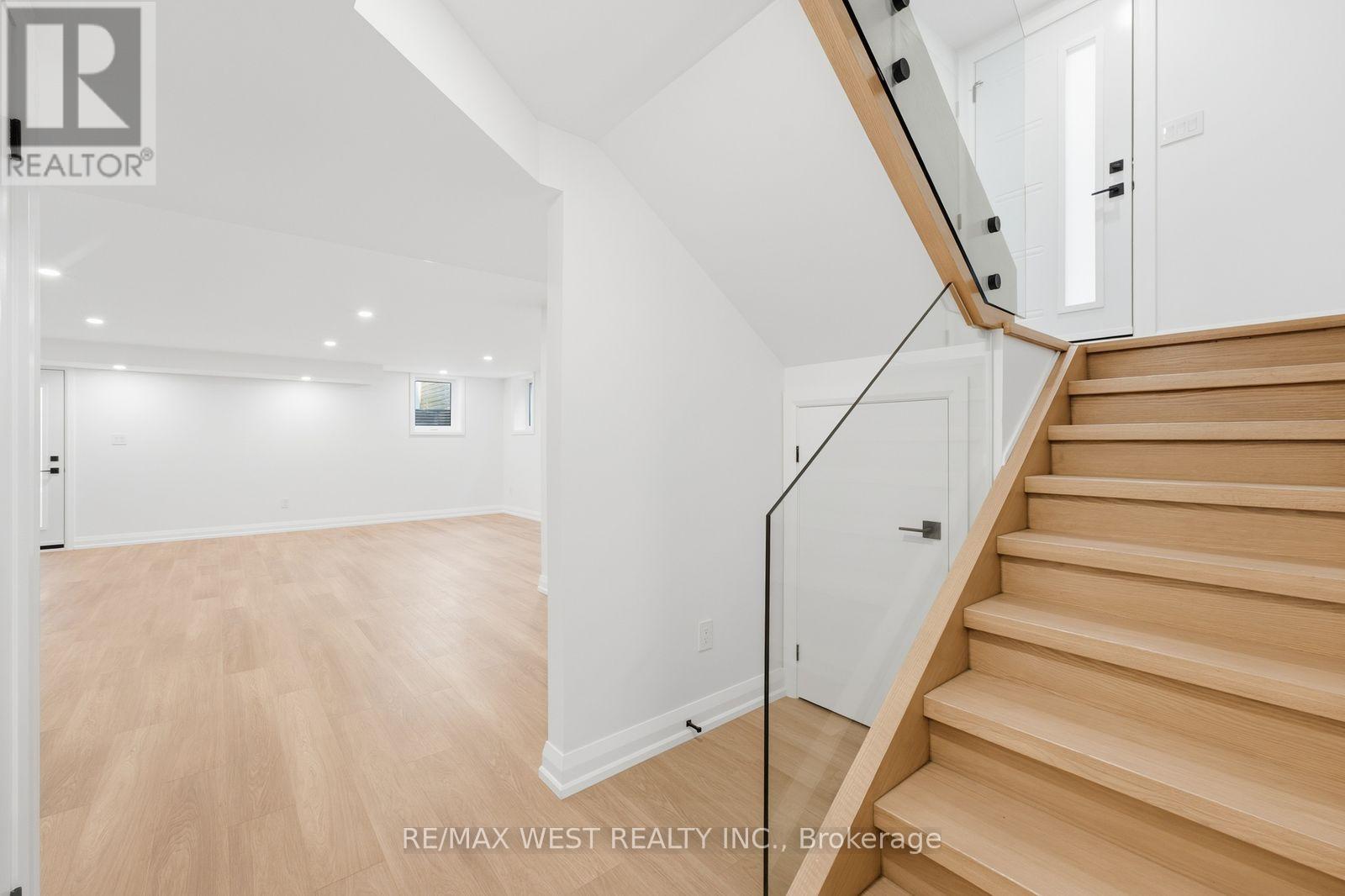 77 Alameda Avenue, Toronto, Ontario  M6C 3W4 - Photo 38 - C13836614