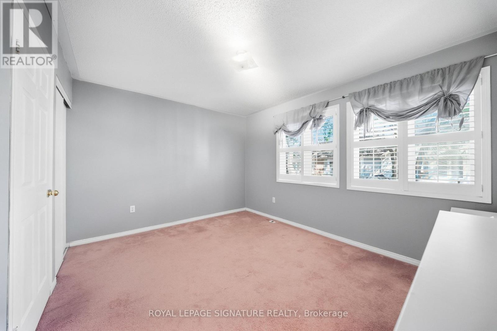 552 - 83 Mondeo Drive, Toronto, Ontario  M1P 5B6 - Photo 19 - E13836570