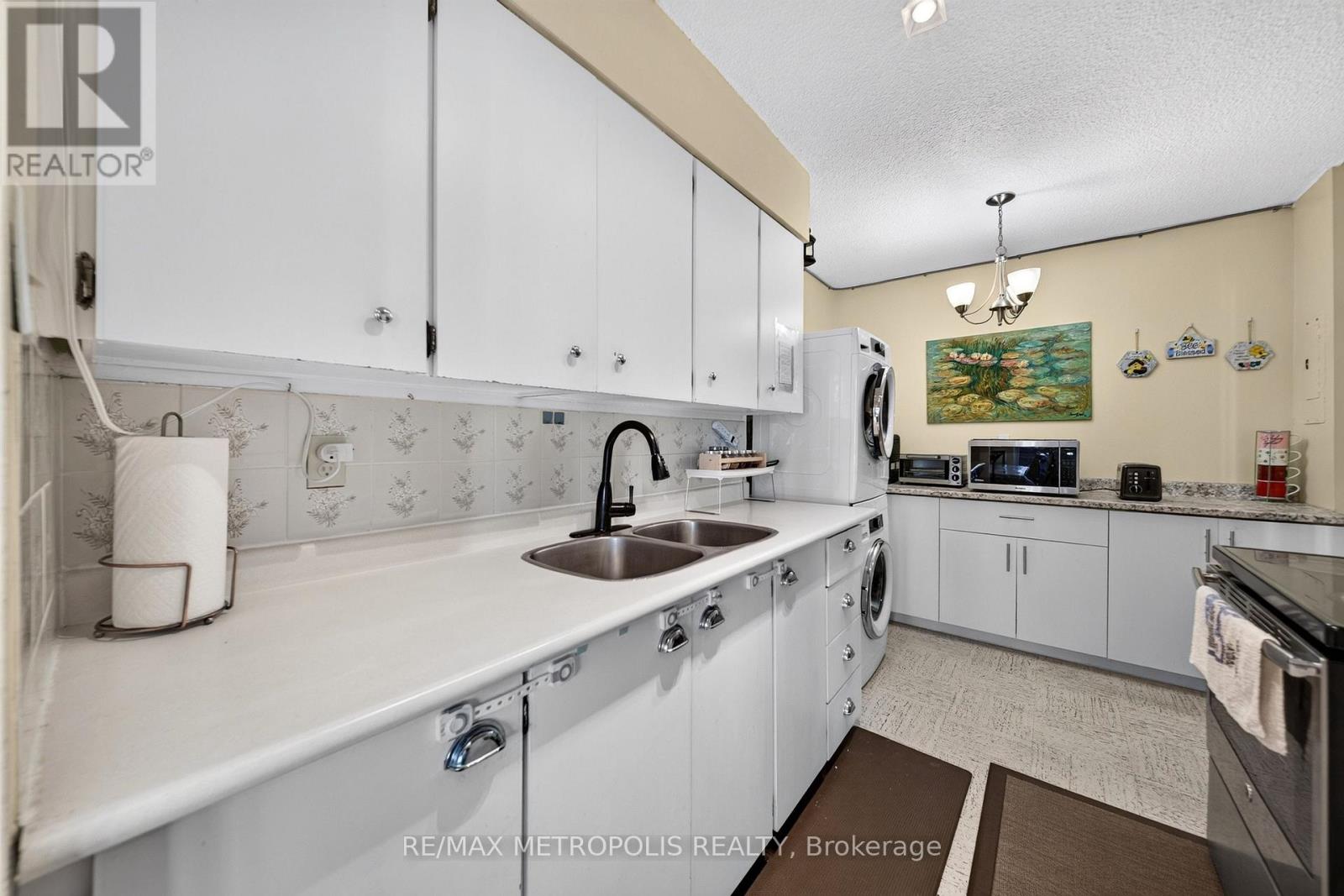 801 - 1210 Radom Street, Pickering, Ontario  L1W 2Z3 - Photo 13 - E13836710