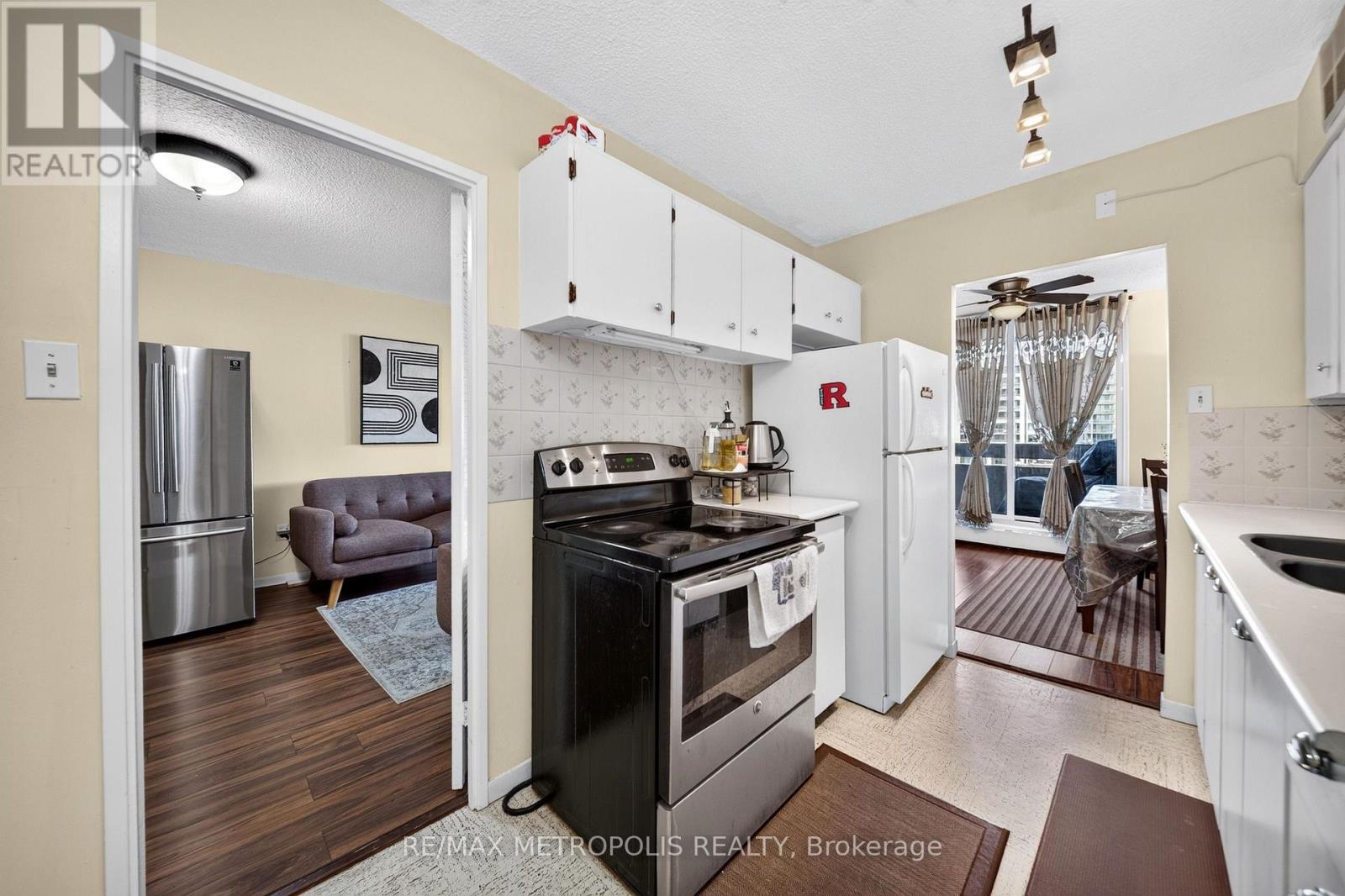 801 - 1210 Radom Street, Pickering, Ontario  L1W 2Z3 - Photo 16 - E13836710