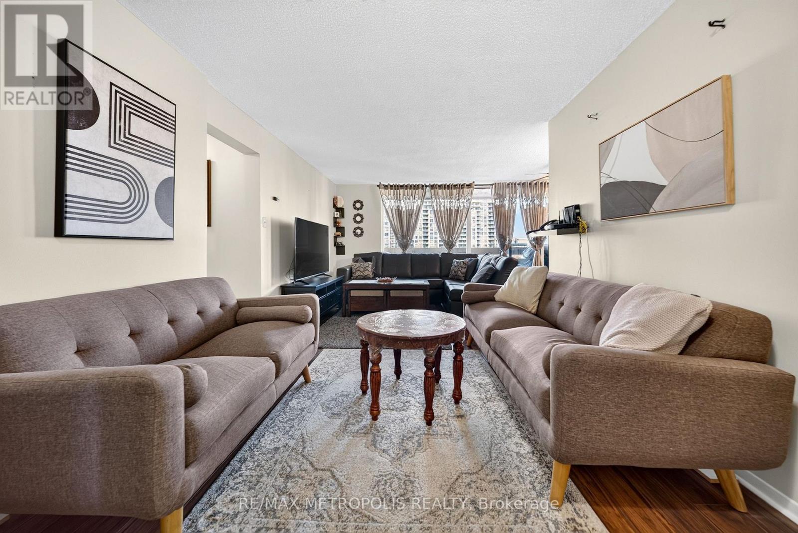 801 - 1210 Radom Street, Pickering, Ontario  L1W 2Z3 - Photo 4 - E13836710