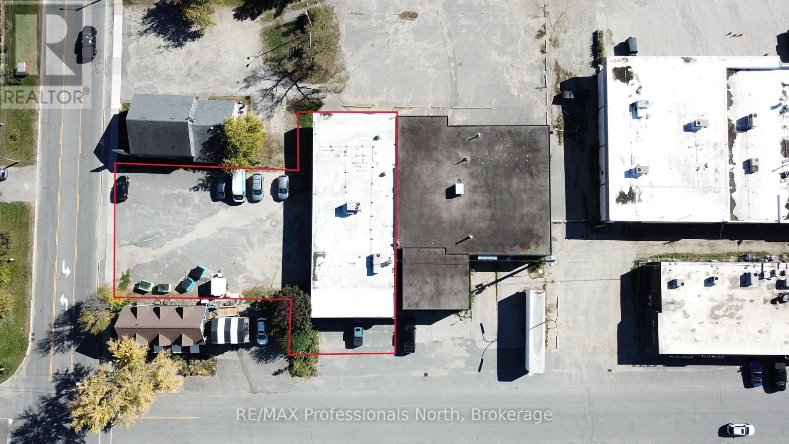 15 Cann Street, Huntsville, Ontario  P1H 1H3 - Photo 8 - X13836702