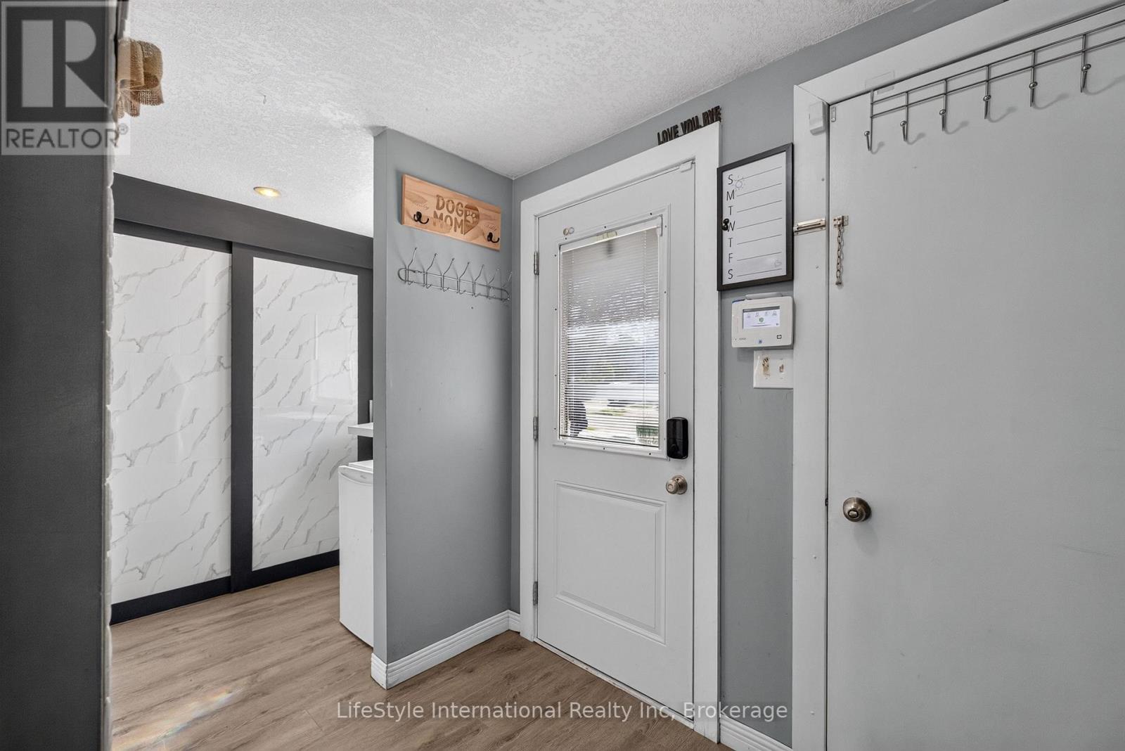 18 Camrose Court, Kitchener, Ontario N2M 5J4 - Photo 7 - X13836726