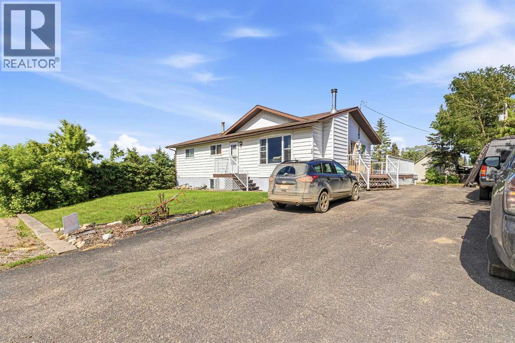 207 7 Avenue, Paradise Hill, Saskatchewan  S0M 2G0 - Photo 1 - A2319344