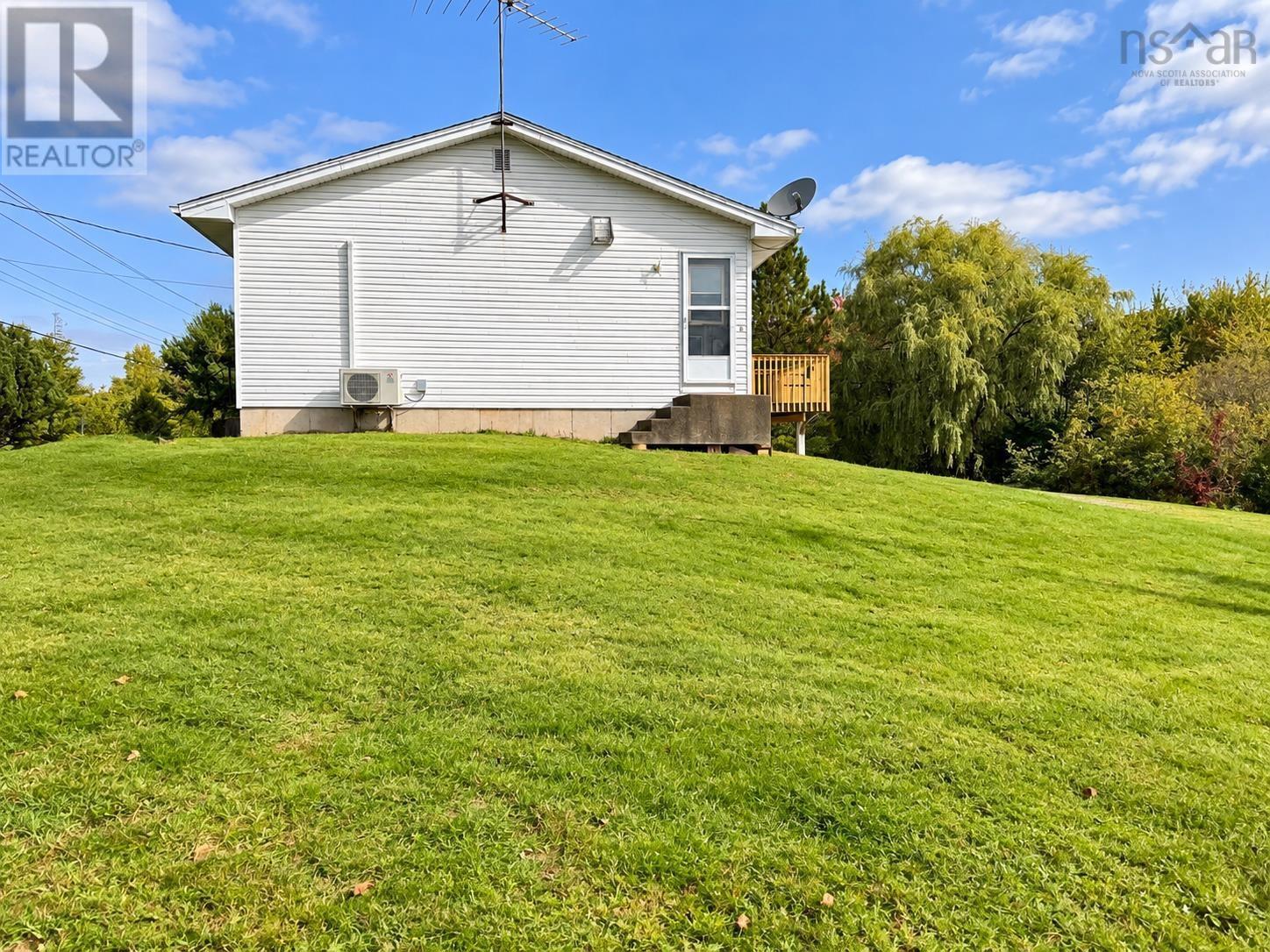 1366 Shinimicas Road, Northport, Nova Scotia  B0L 1E0 - Photo 11 - 202624560