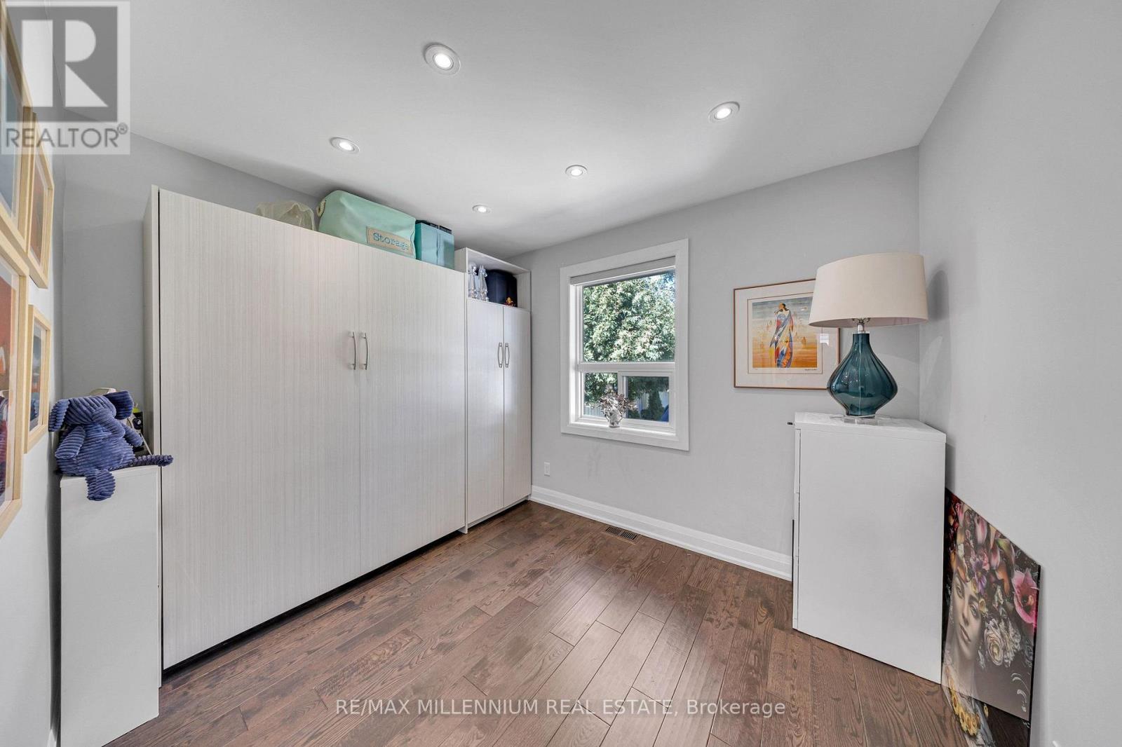 16 Sultana Avenue, Toronto, Ontario  M6A 1S8 - Photo 19 - C13836496