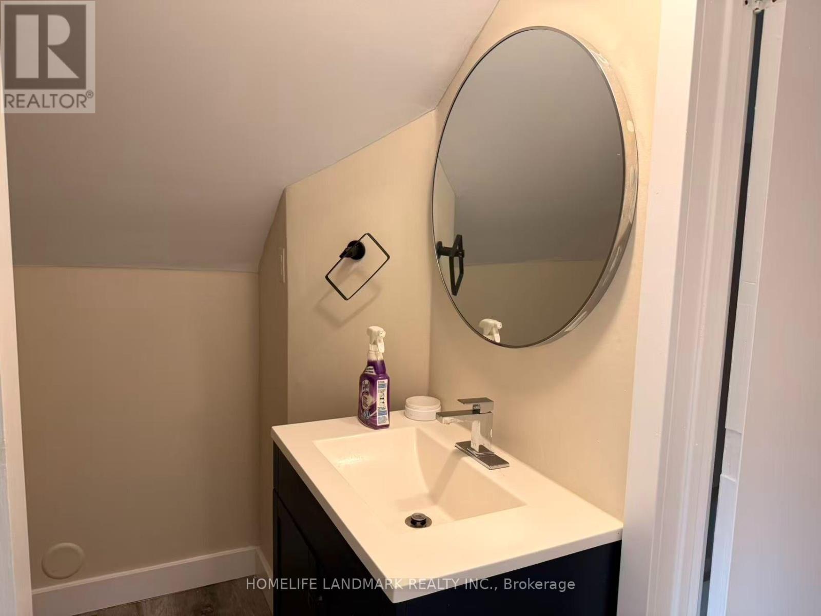 318 The Queensway S, Georgina, Ontario  L4P 2B7 - Photo 8 - N13823854