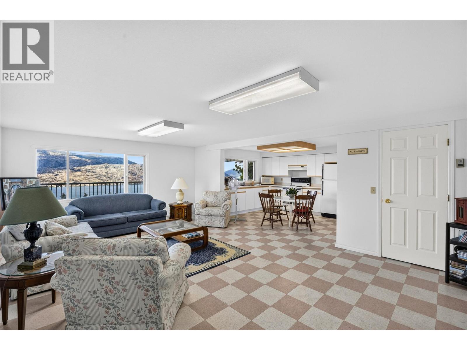4630 Ponderosa Drive Unit# 215, Peachland, British Columbia  V0H 1X5 - Photo 33 - 10402021