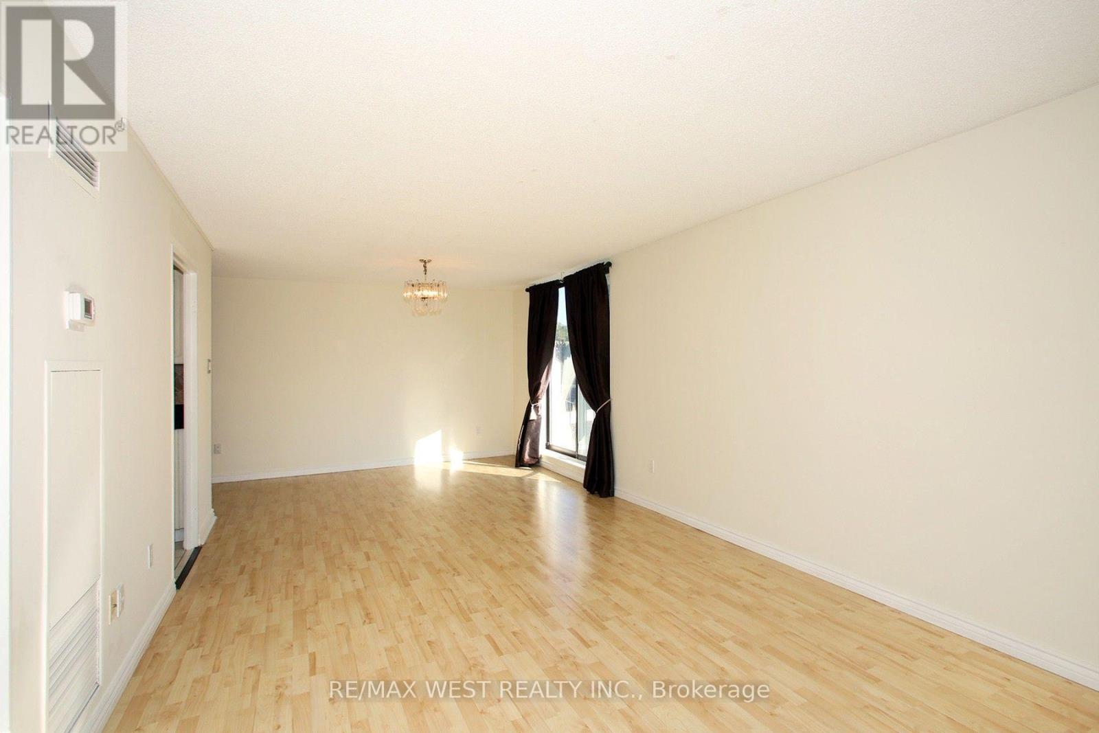 305 - 40 Harding Boulevard W, Richmond Hill, Ontario  L4C 9S5 - Photo 13 - N13836534