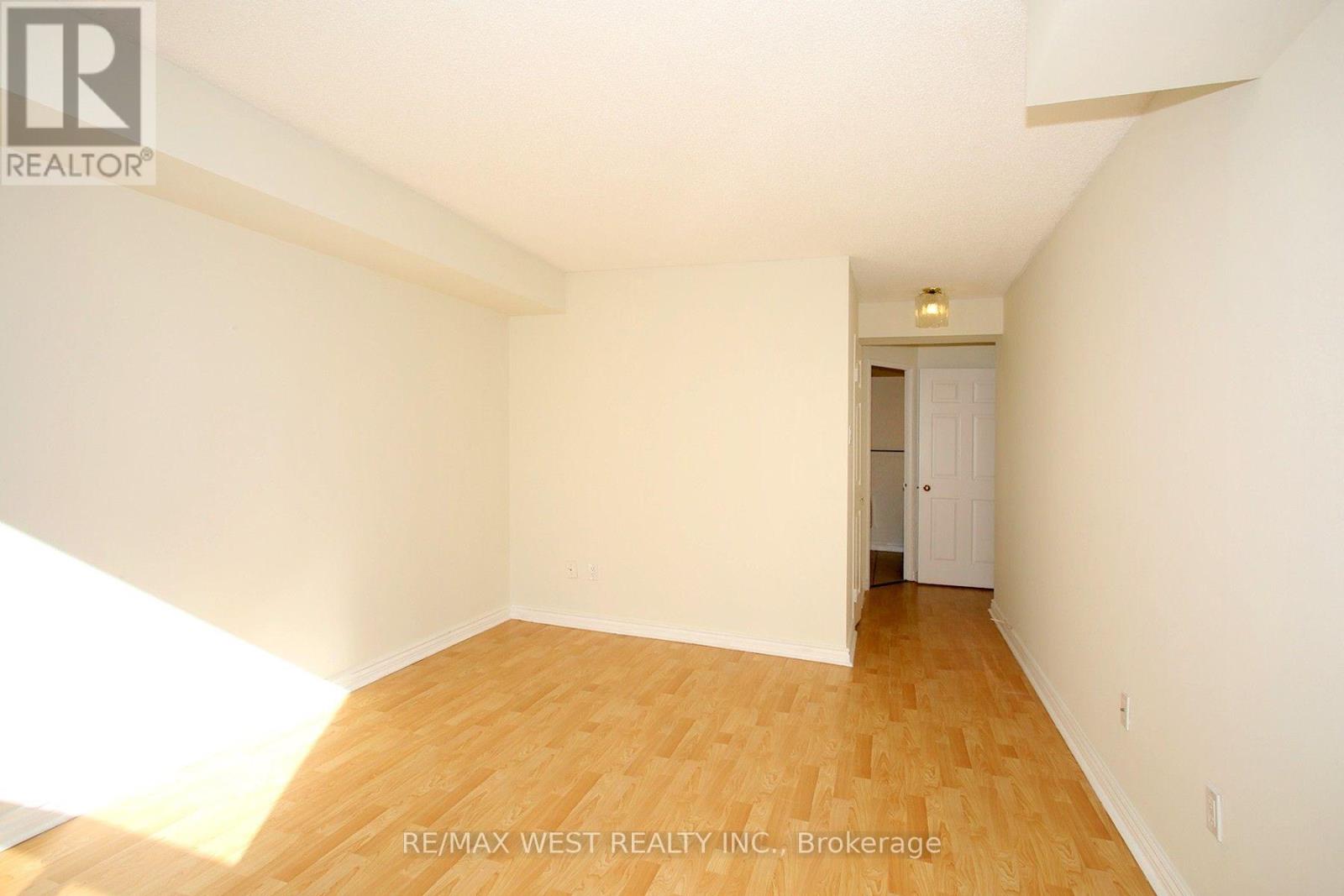 305 - 40 Harding Boulevard W, Richmond Hill, Ontario  L4C 9S5 - Photo 18 - N13836534