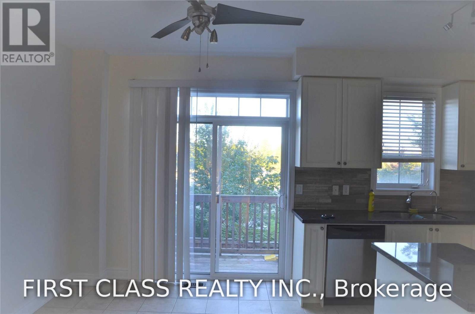 88 Mack Clement Lane, Richmond Hill, Ontario  L4S 0G2 - Photo 3 - N13836538