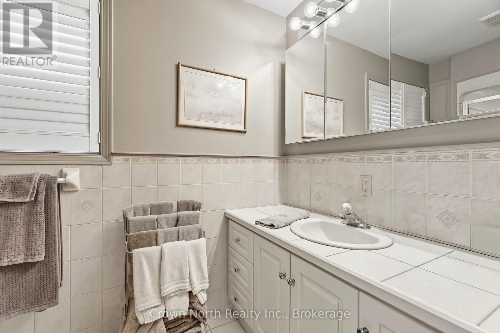 17 Black Willow Court, Richmond Hill, Ontario  L4E 2M7 - Photo 27 - N13836712